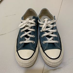 Converse women sneaker